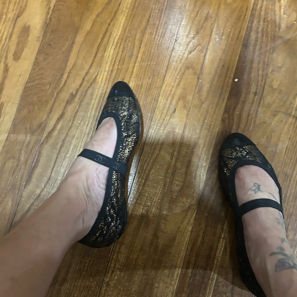 Super Rare - Chanel Cap Toe Ballet/Ballerina Flats w/new Chanel Shoe Bands!!!! - Picture 7 of 16
